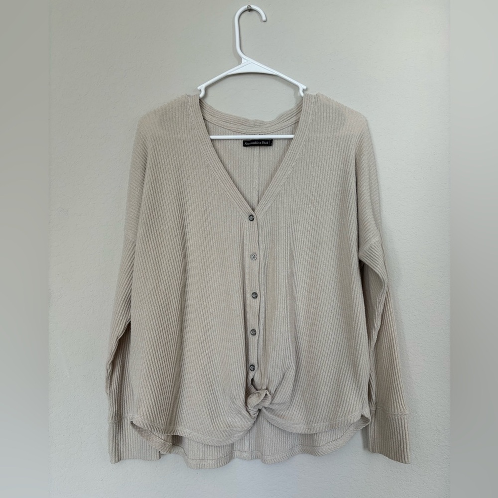 Abercrombie & Fitch Ribbed Lightweight Knit Neutral Sweater size medium